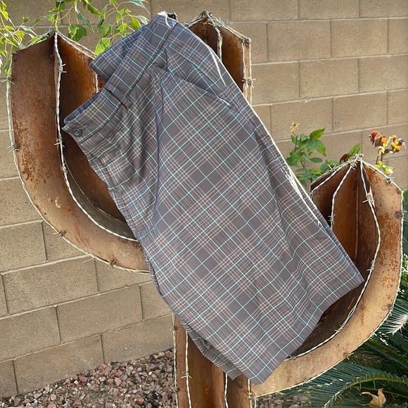 Tommy Armour Other - Tommy Armour Golf Shorts Size 34